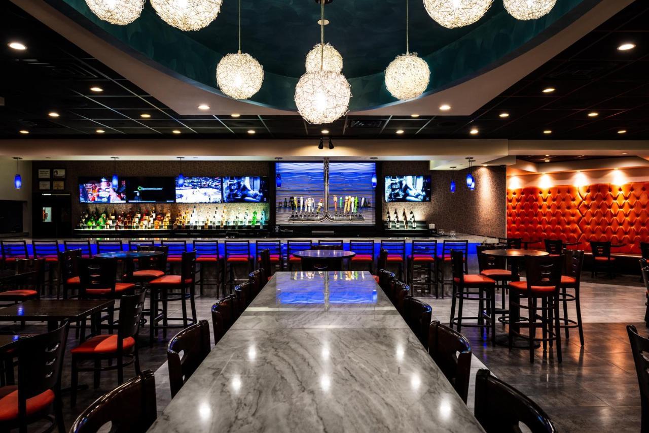Holiday Inn Newark International Airport Екстер'єр фото