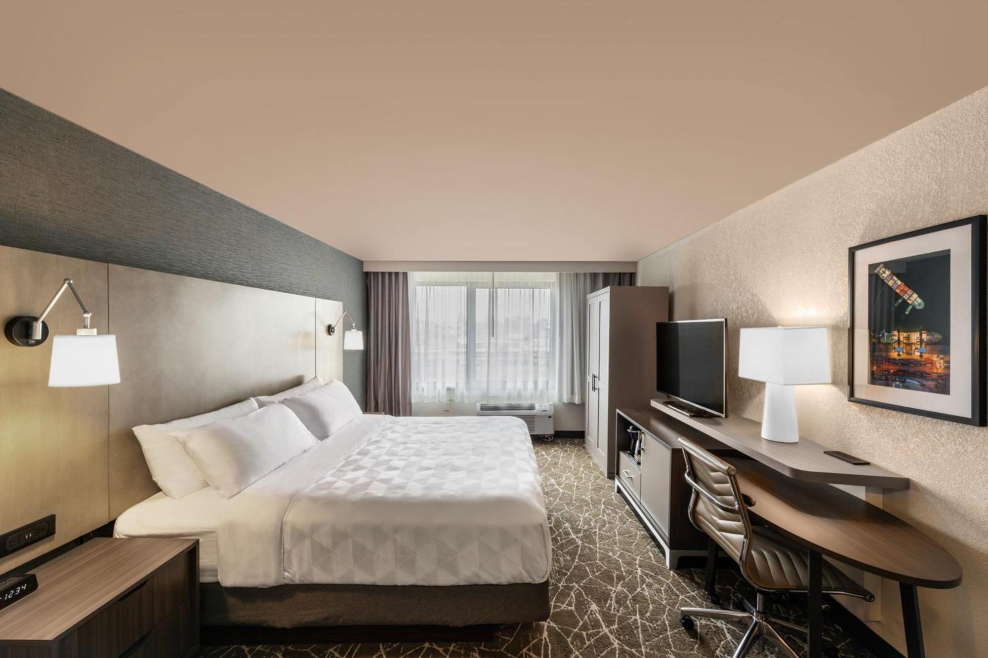 Holiday Inn Newark International Airport Екстер'єр фото